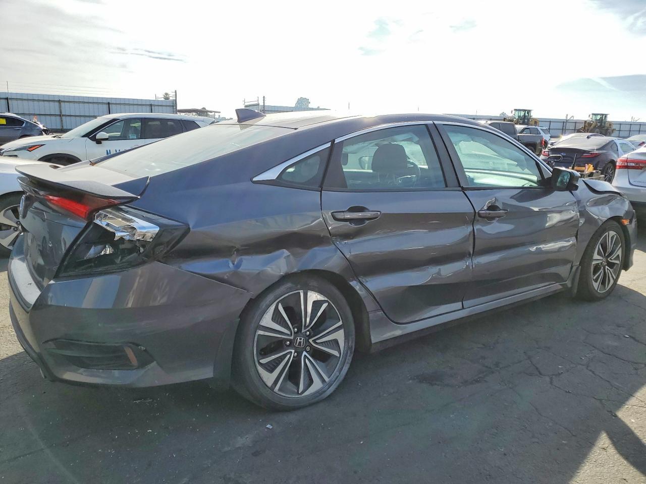 2018 Honda Civic Ex - Image 3