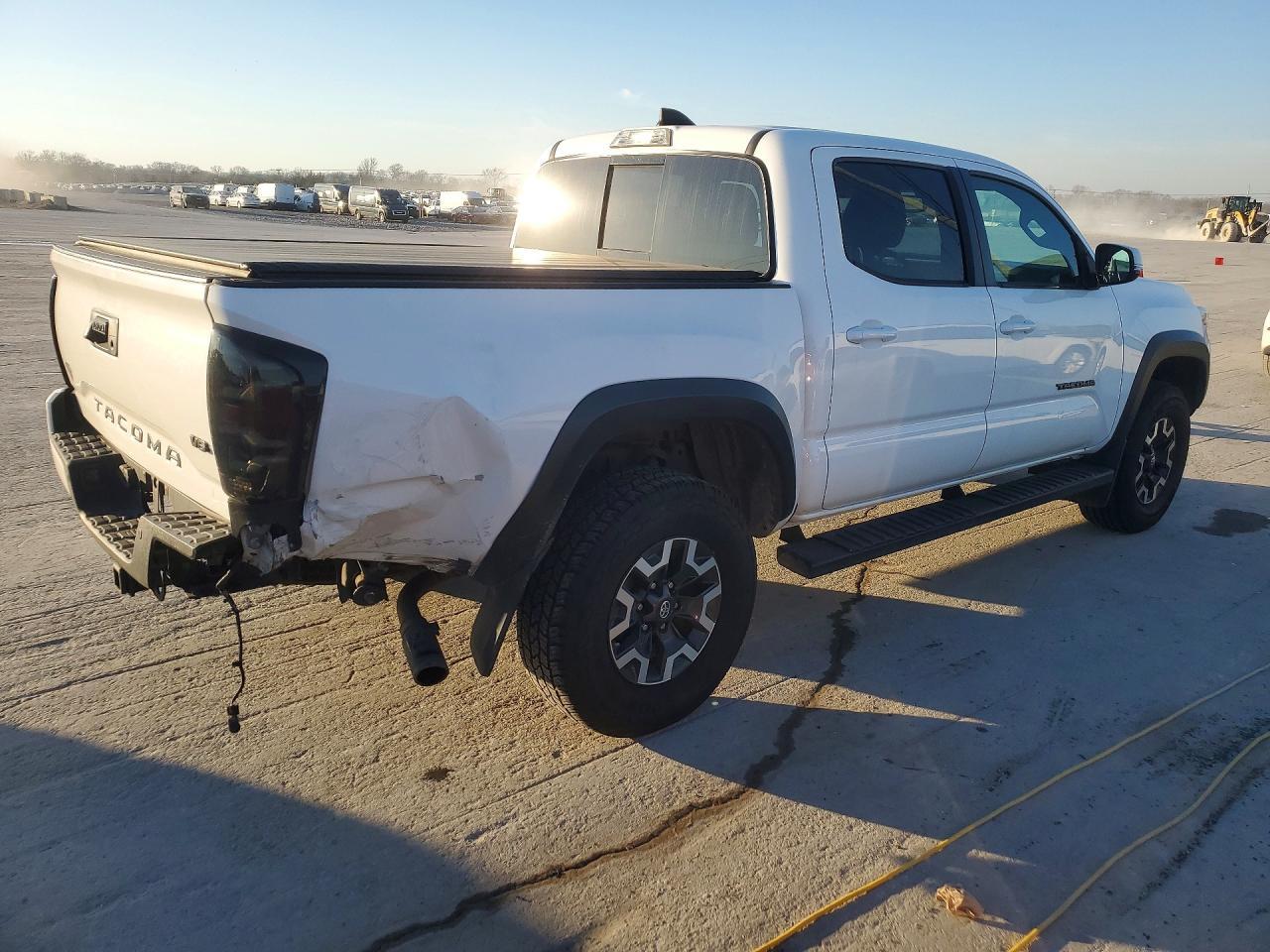 2020 Toyota Tacoma Trd Off-Road - Фото 3