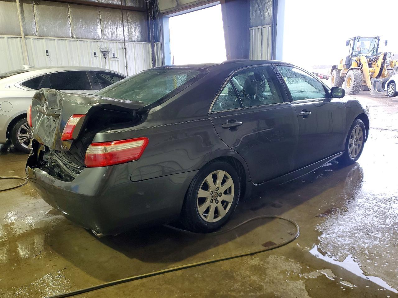 2009 Toyota Camry Se - Фото 3