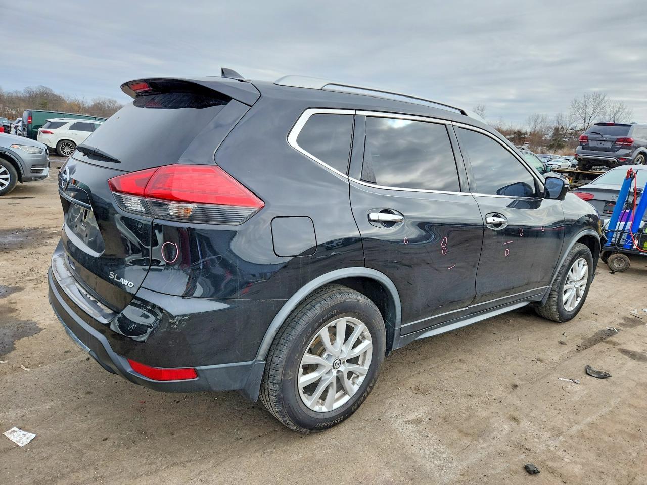 2017 Nissan Rogue Sl - Фото 3