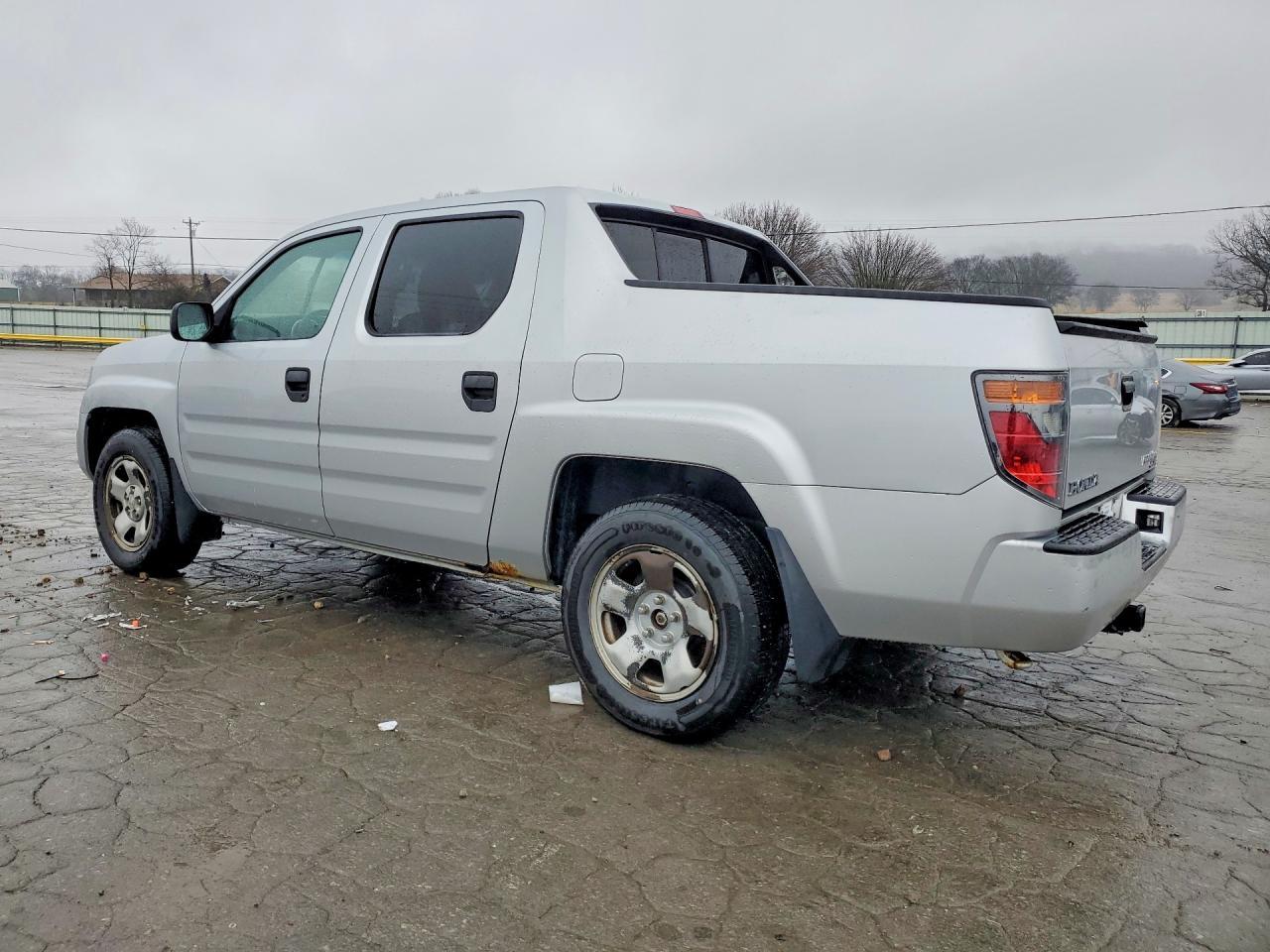 2007 Honda Ridgeline Rt - Image 2