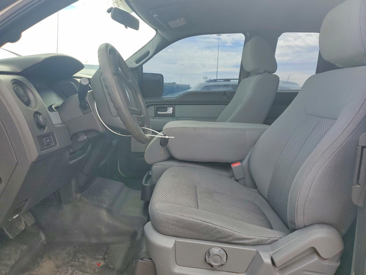 2014 Ford F150 Super Cab - Фото 7