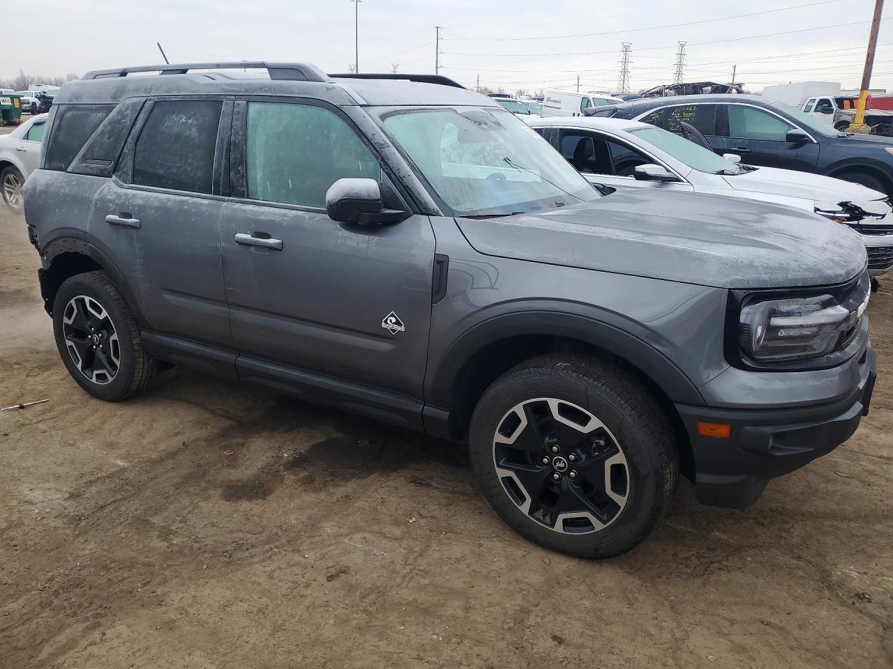 2021 Ford Bronco Sport Outer Banks - Image 4