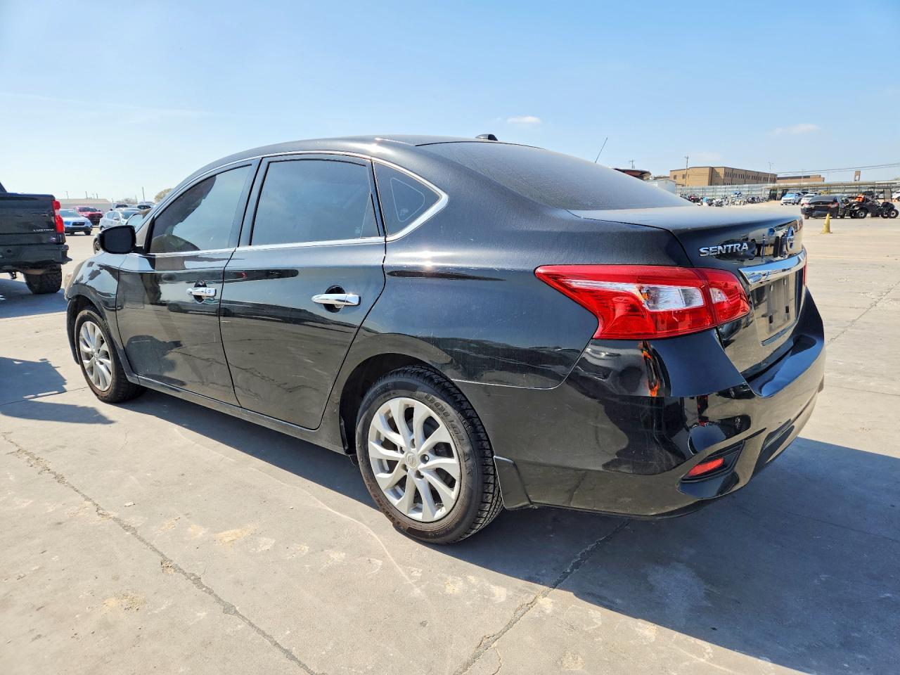 2019 Nissan Sentra Sv - Image 2