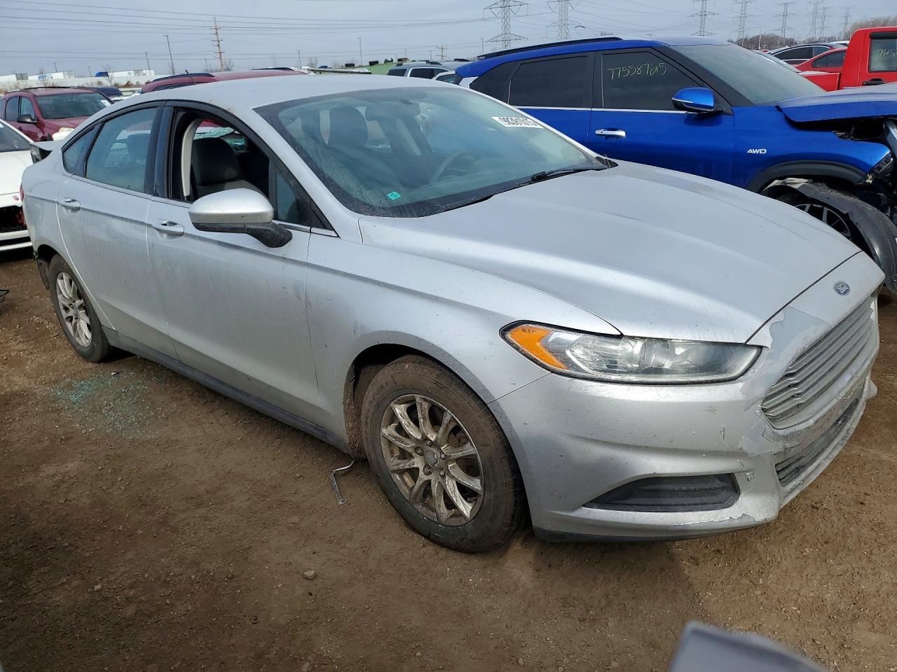 2016 Ford Fusion S - Фото 4