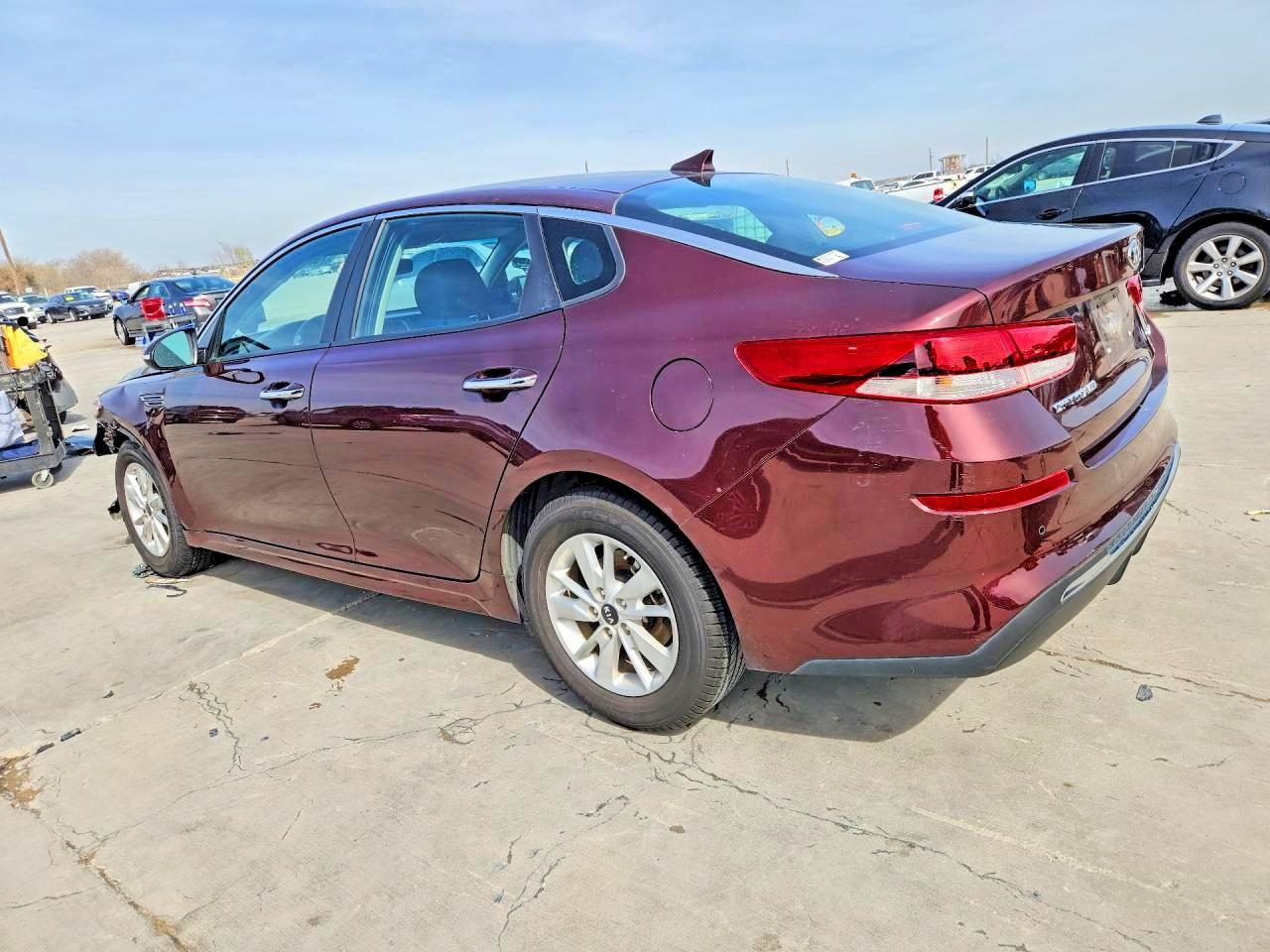2019 Kia Optima Lx - Фото 2