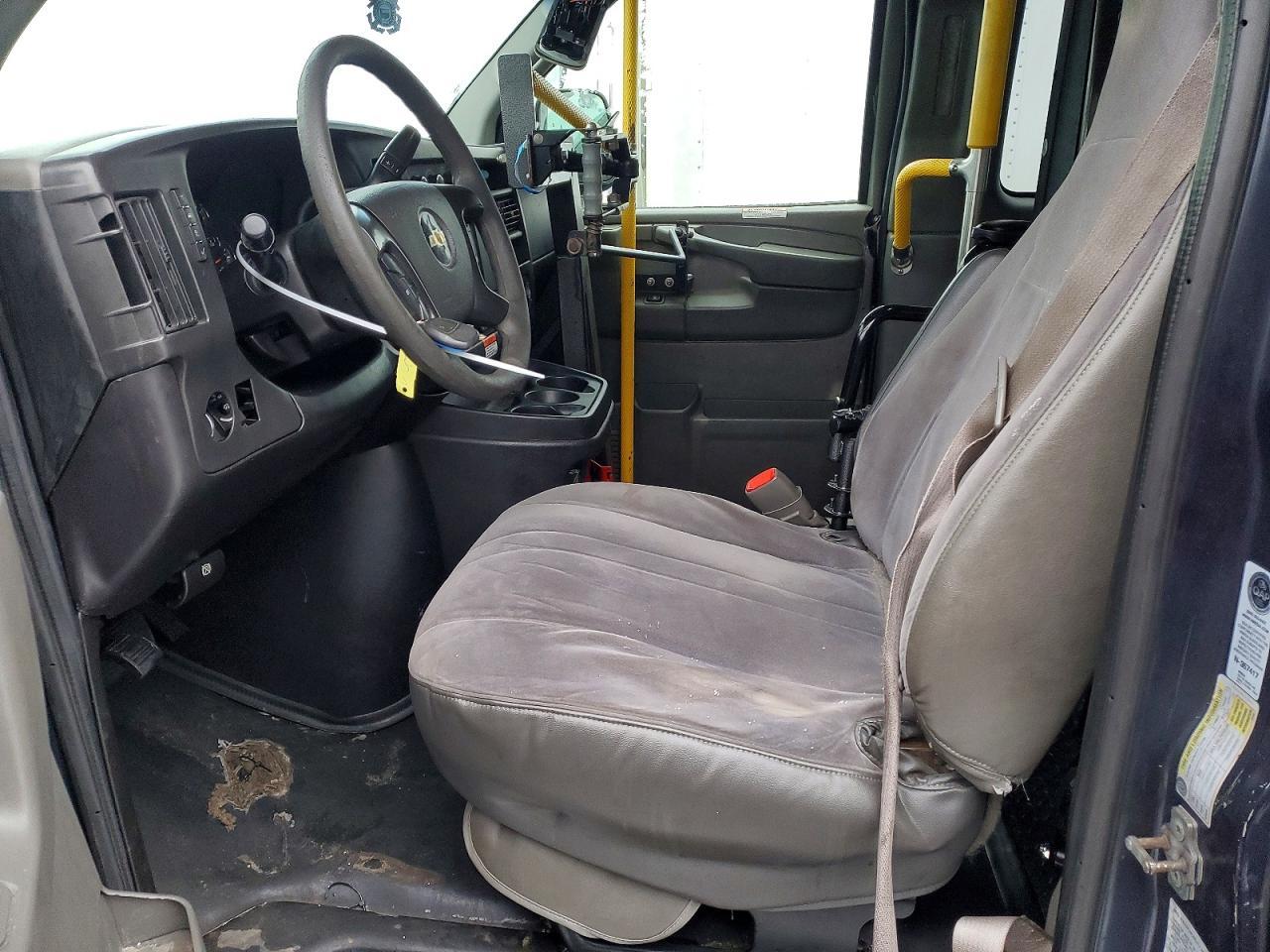 2013 Chevrolet Express G3500 Lt - Image 7