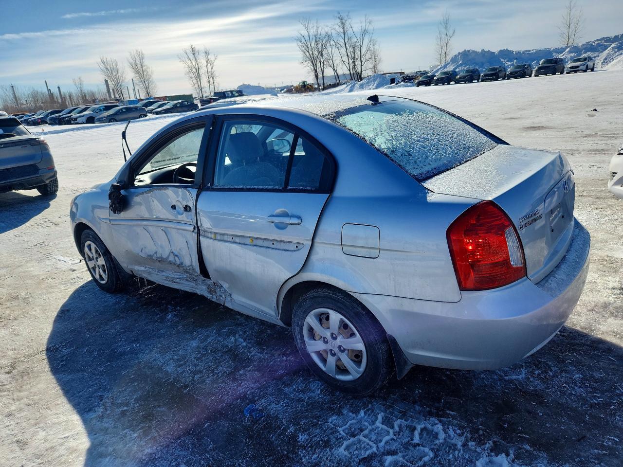 2011 Hyundai Accent Gls - Фото 2
