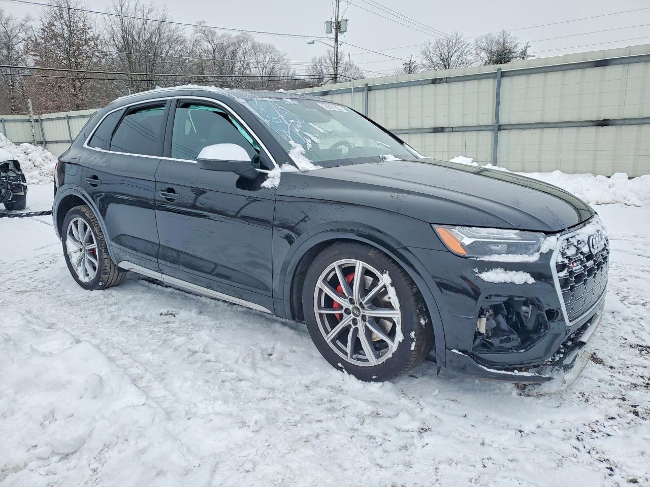 2022 Audi Sq5 Premium Plus - Image 4