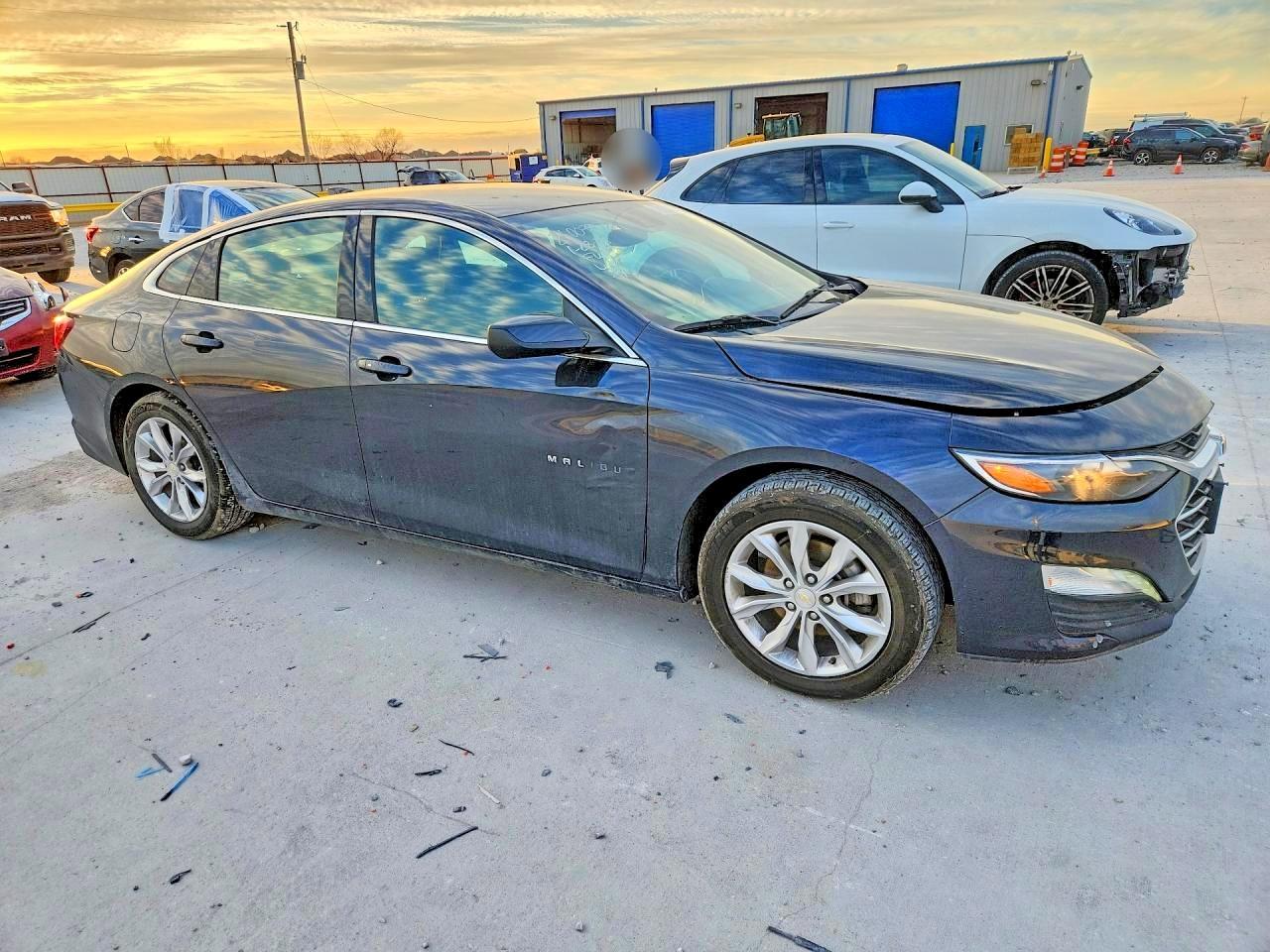 2023 Chevrolet Malibu Lt - Фото 4