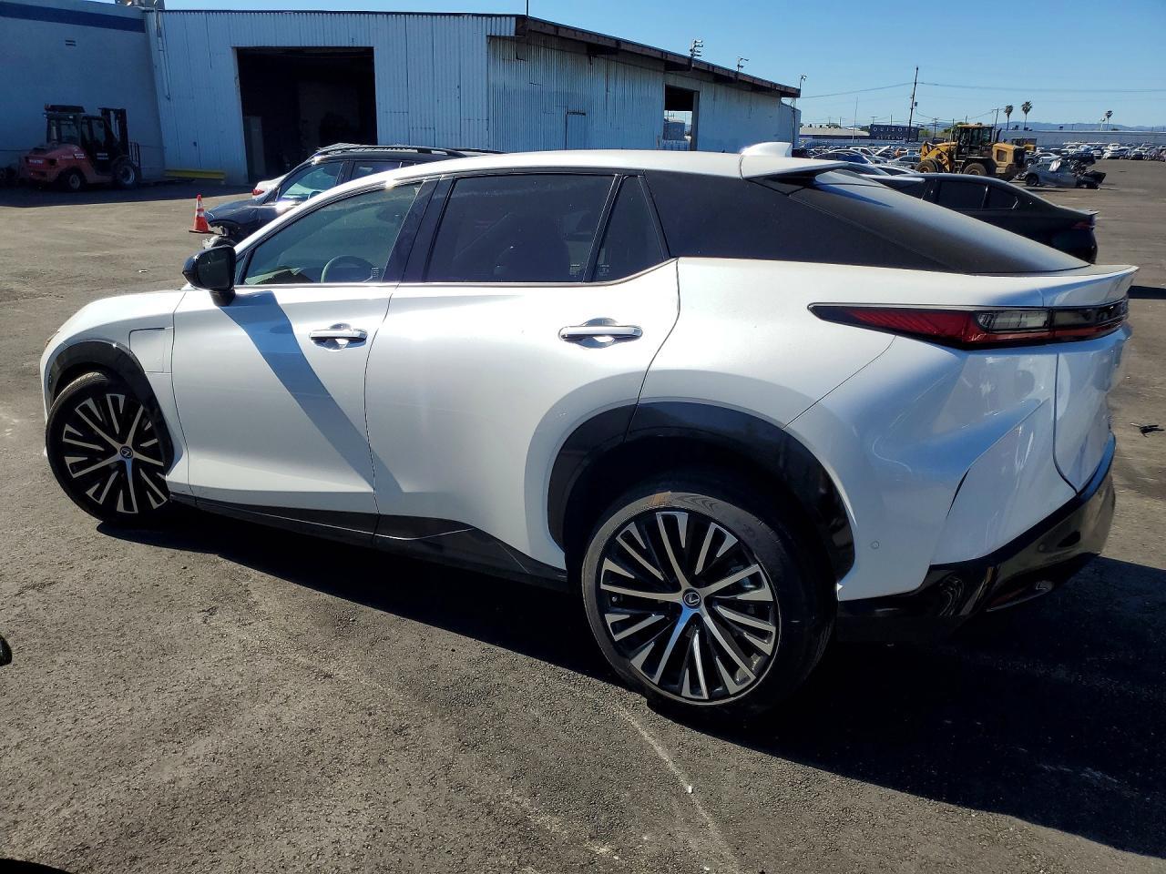 2024 Lexus Rz 300E Premium - Фото 2