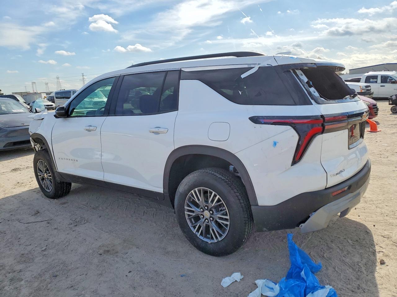 2026 Chevrolet Traverse Lt - Image 2