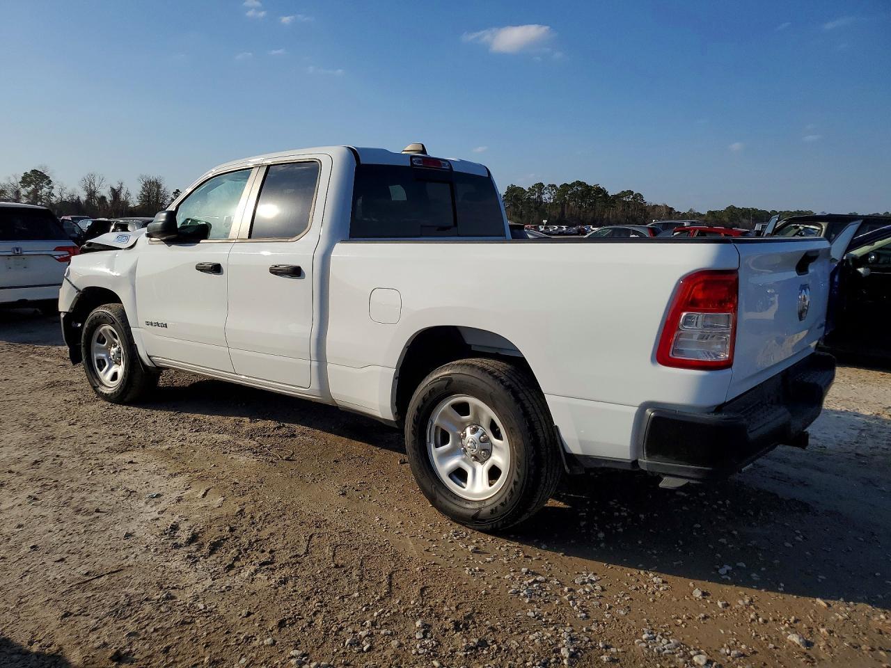 2022 Ram 1500 Tradesman - Фото 2
