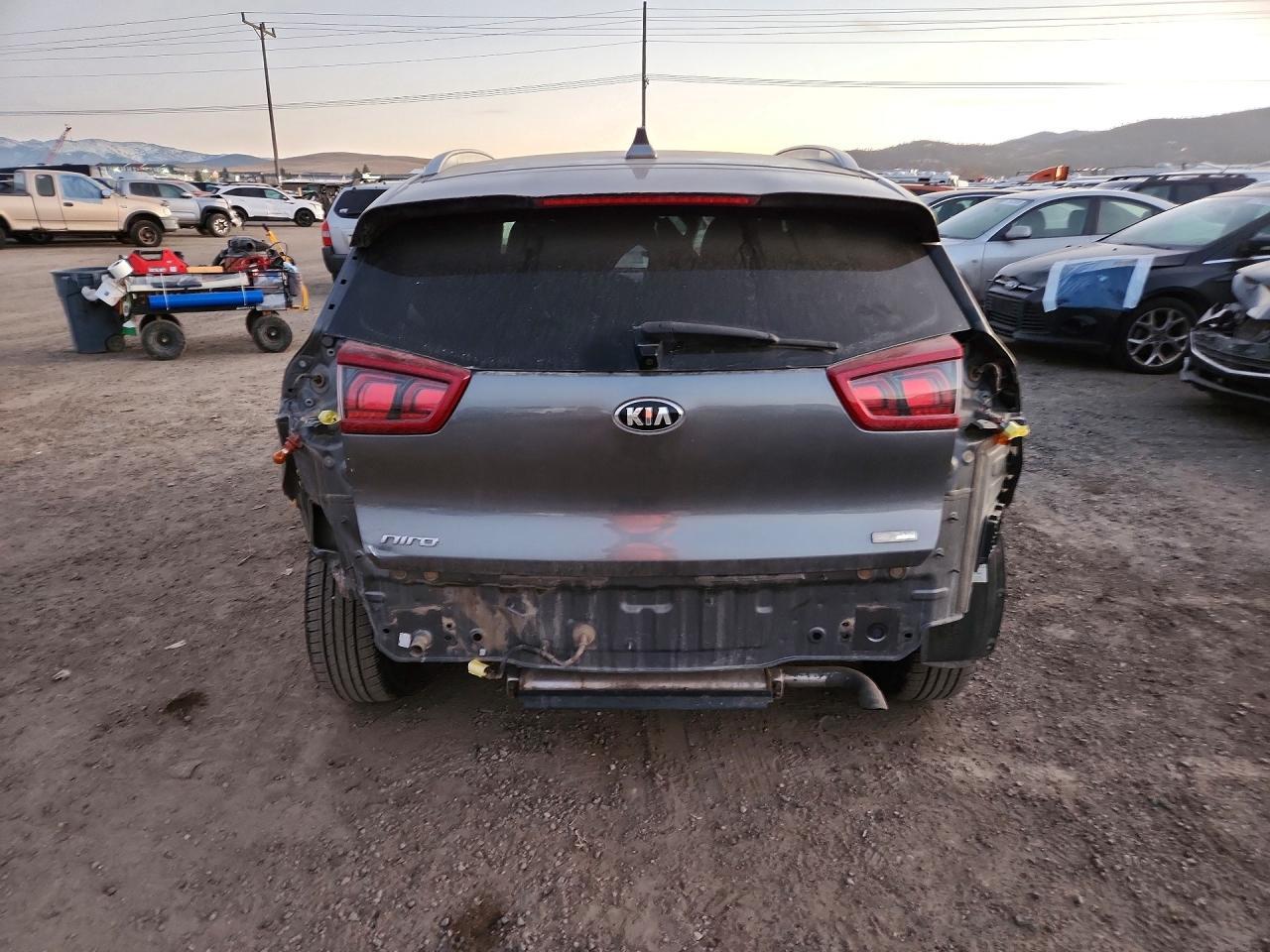 2017 Kia Niro Fe - Фото 6