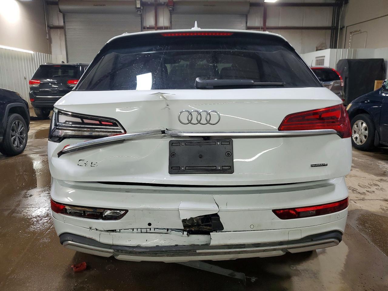 2025 Audi Q5 Premium Plus 40 - Фото 6