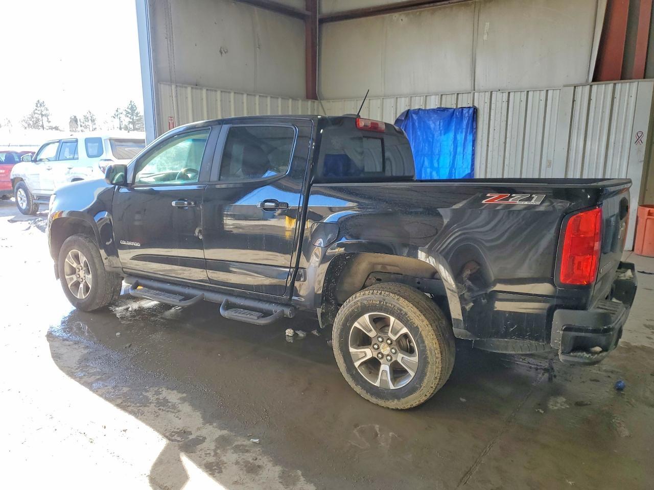 2016 Chevrolet Colorado Z71 - Фото 2
