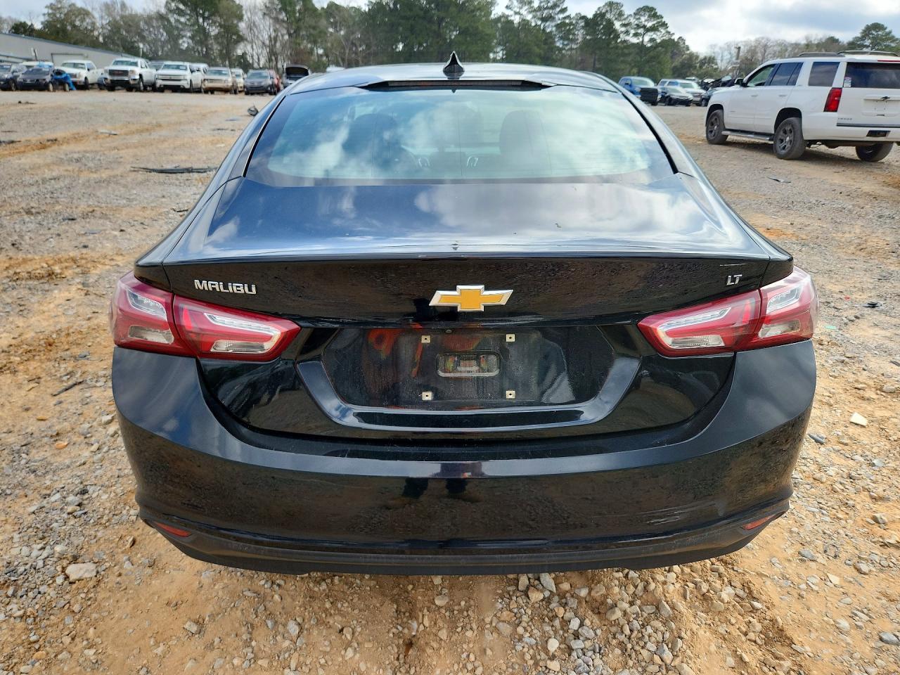 2020 Chevrolet Malibu - Image 6
