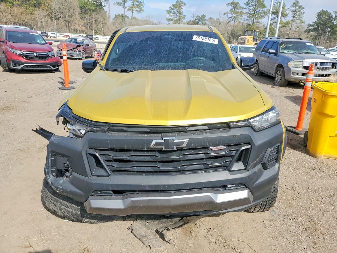 2023 Chevrolet Colorado - Image 5