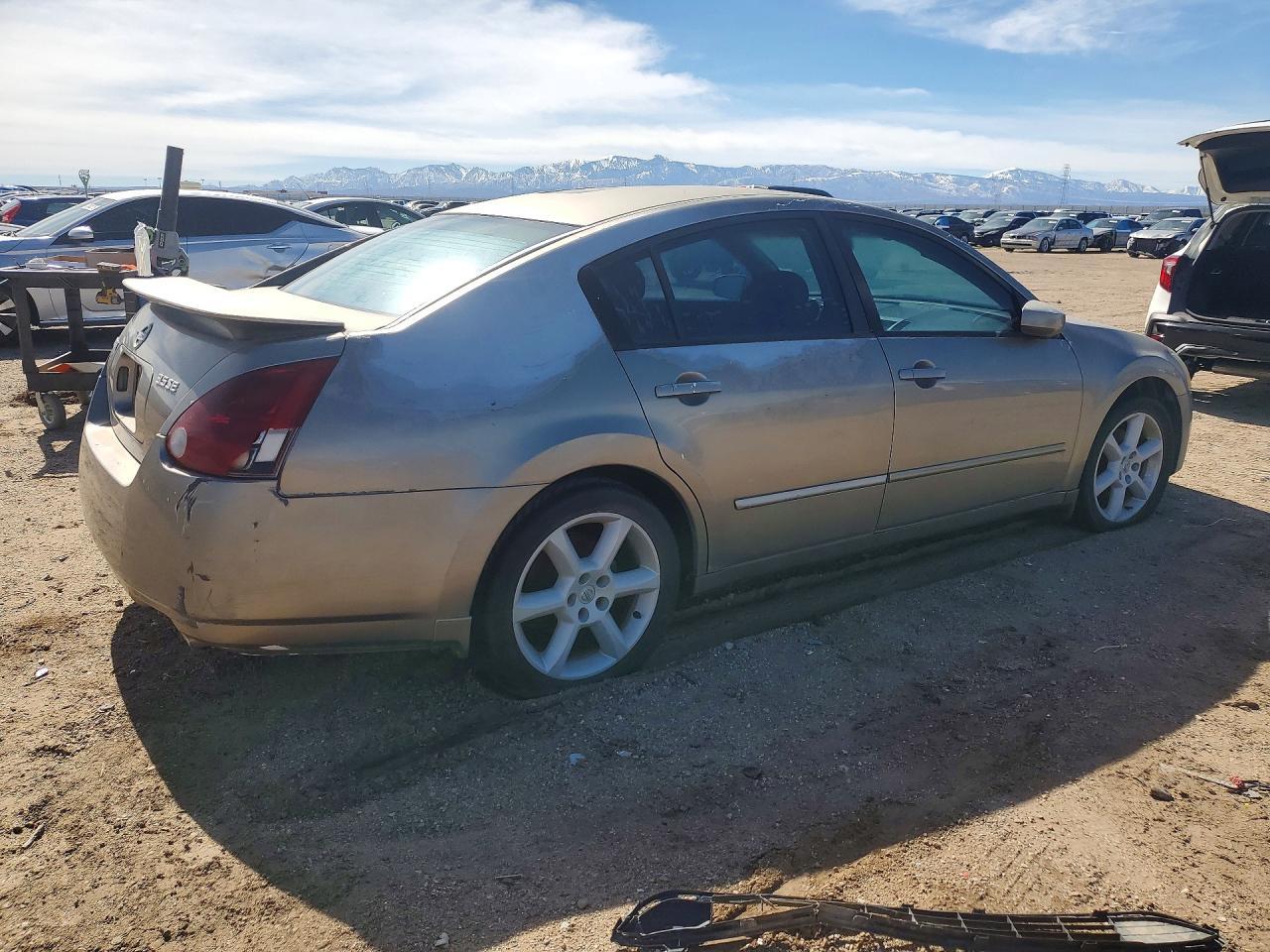 2004 Nissan Maxima 3.5 Se - Фото 3
