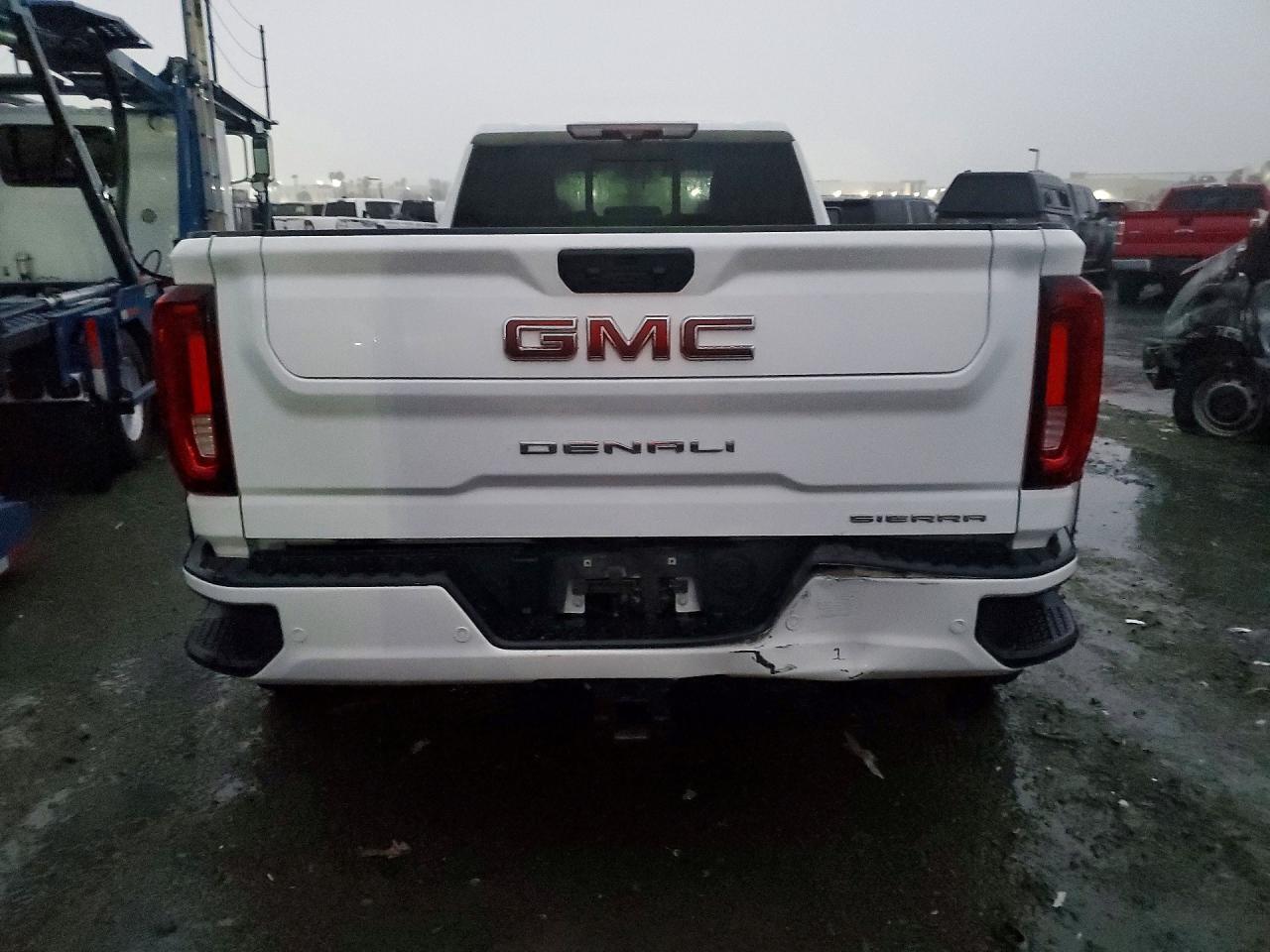 2020 GMC Sierra K3500 Denali - Фото 6