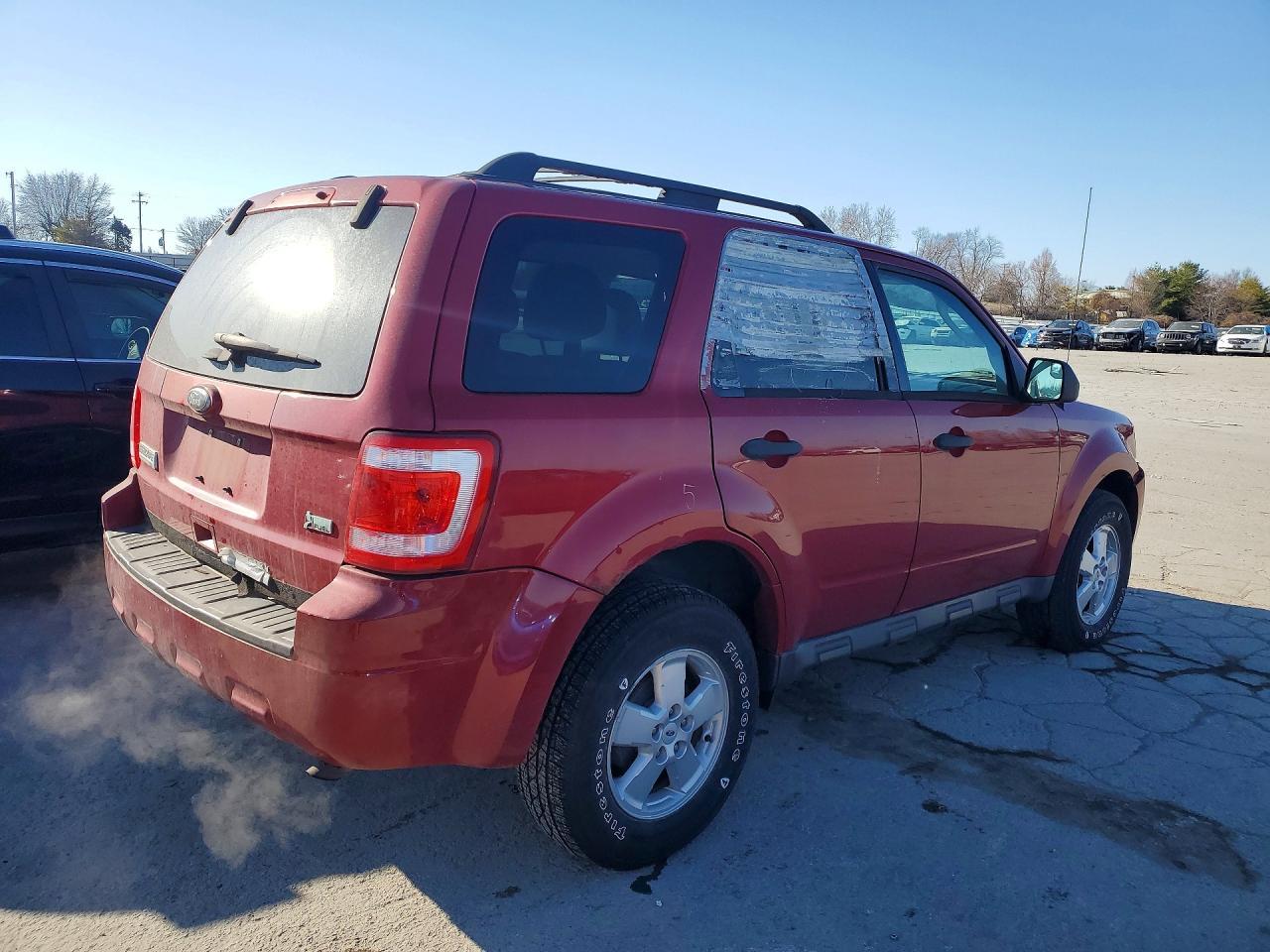 2010 Ford Escape Xlt - Фото 3