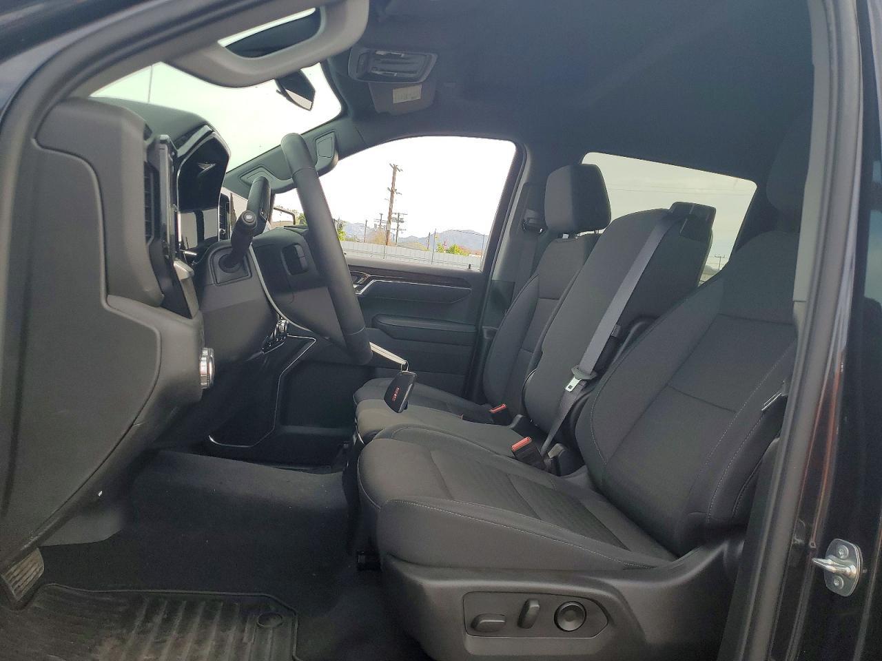 2025 GMC Sierra K1500 Elevation-L - Image 7