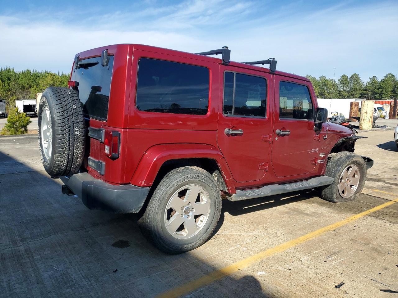 2011 Jeep Wrangler Unlimited Sahara - Фото 3