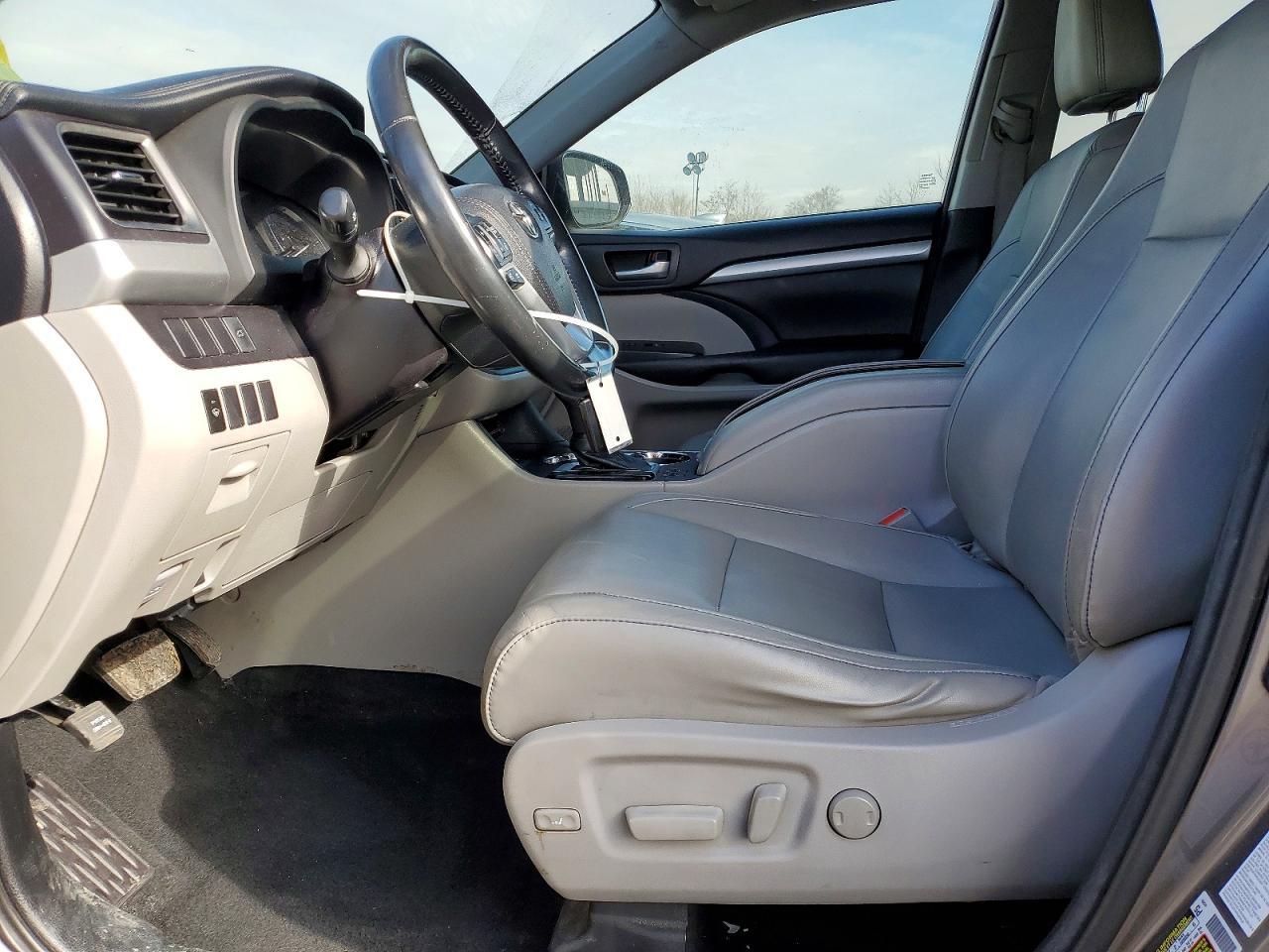 2016 Toyota Highlander Xle - Image 7