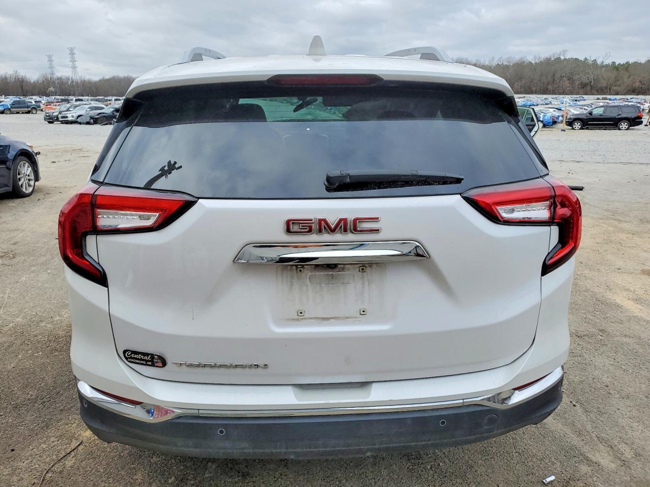 2022 GMC Terrain Slt - Image 6