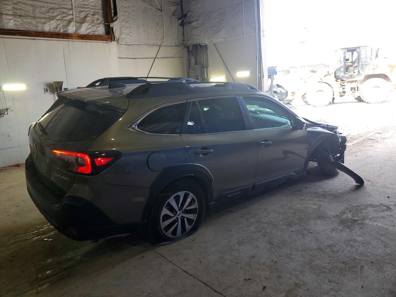 2025 Subaru Outback Premium - Фото 3