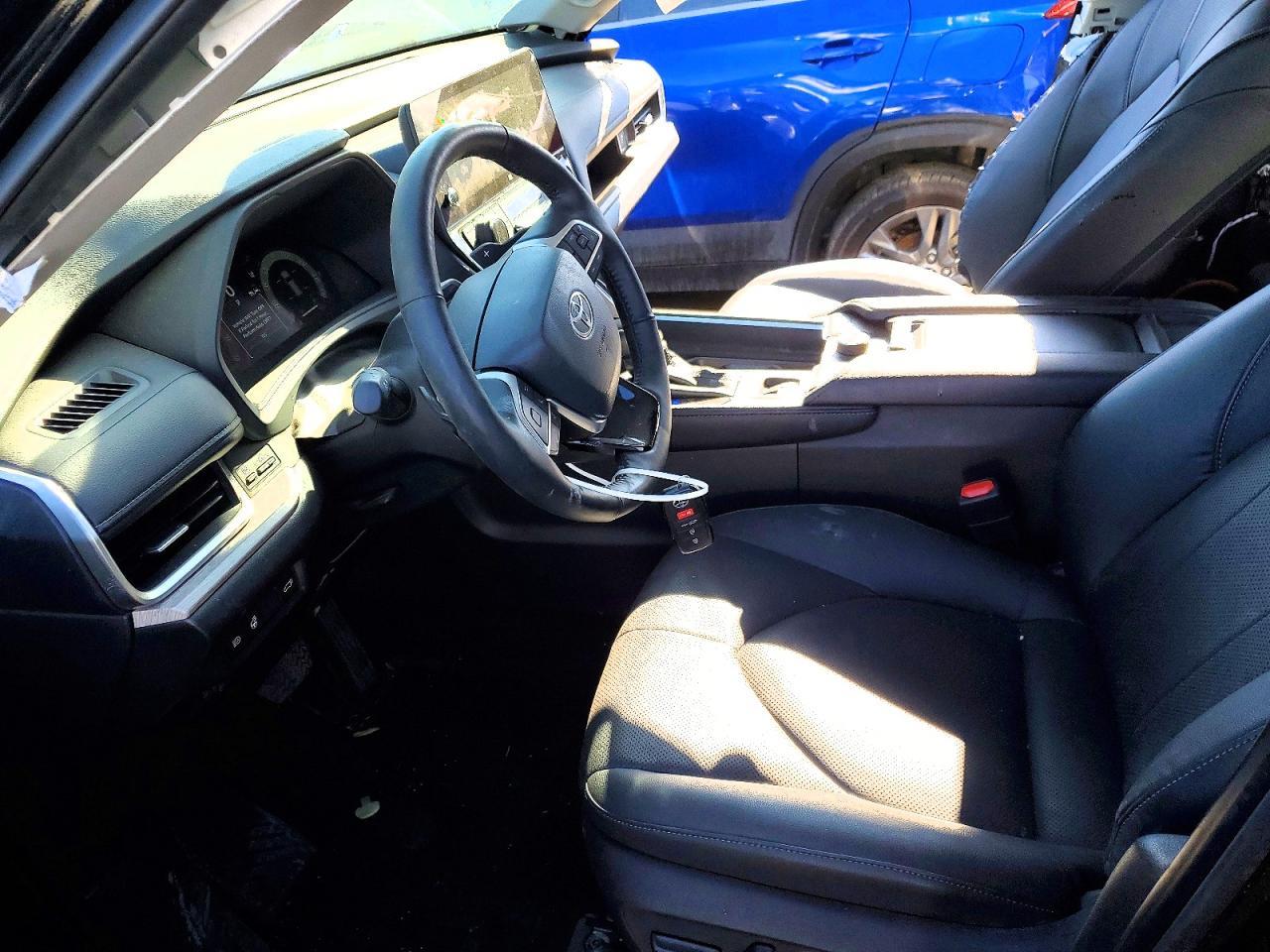 2025 Toyota Grand Highlander Le - Фото 7