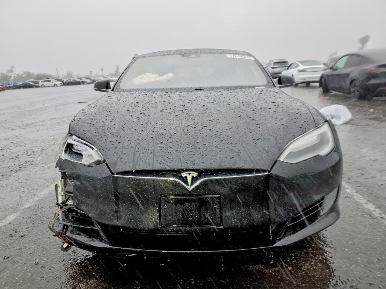 2016 Tesla Model S - Фото 5