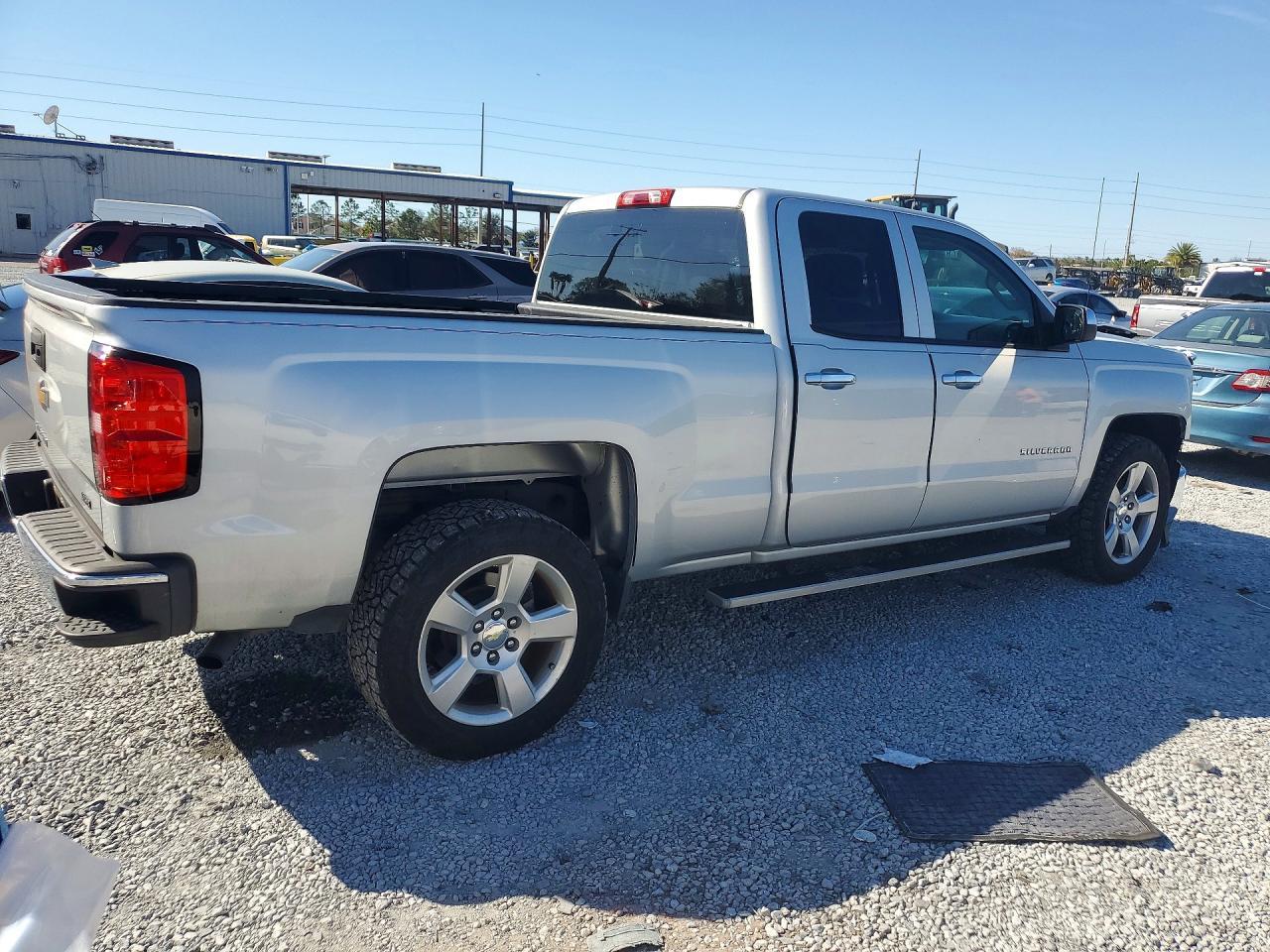 2015 Chevrolet Silverado C1500 - Фото 3