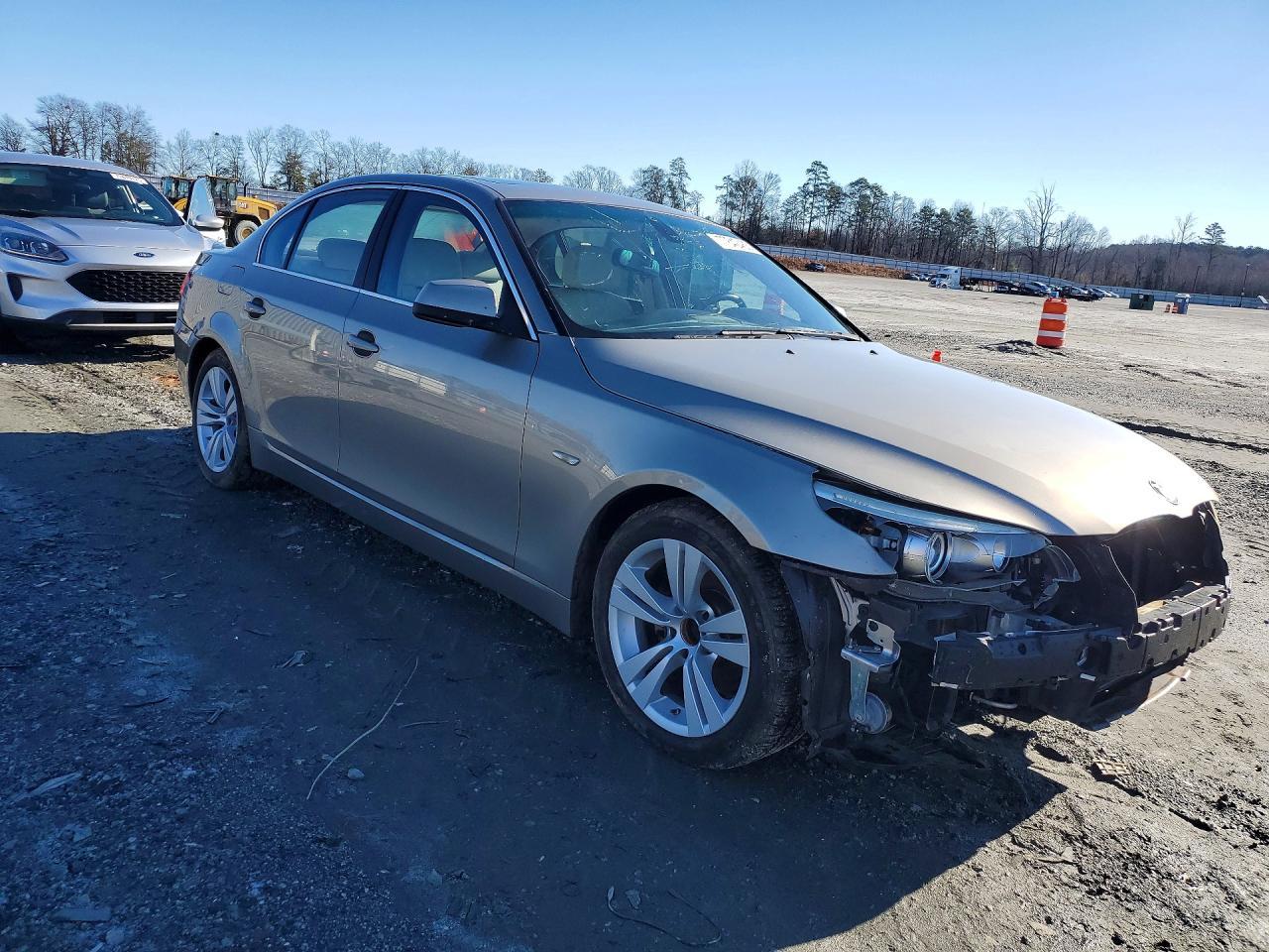 2010 BMW 528 I - Фото 4