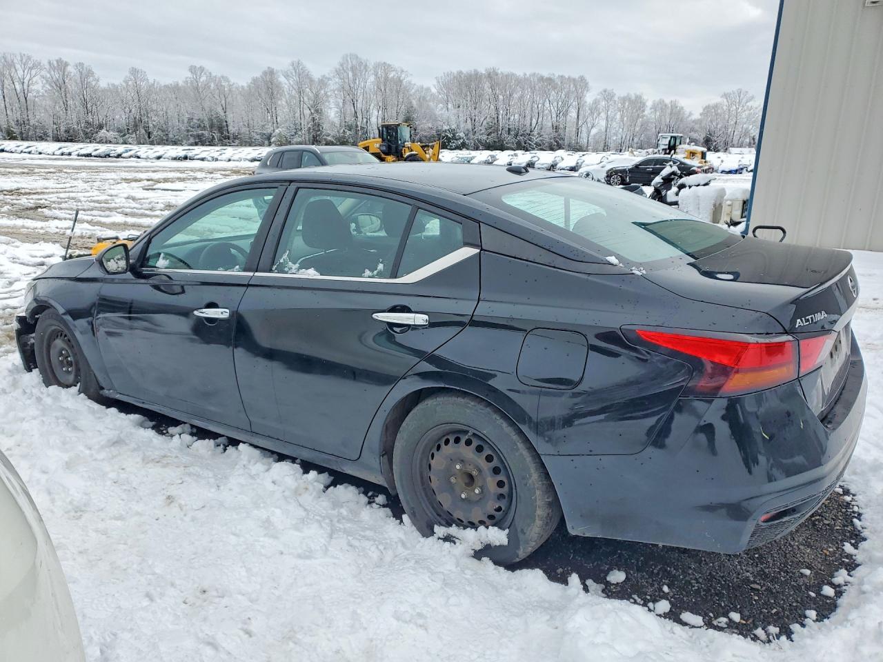 2020 Nissan Altima 2.5 S - Фото 2