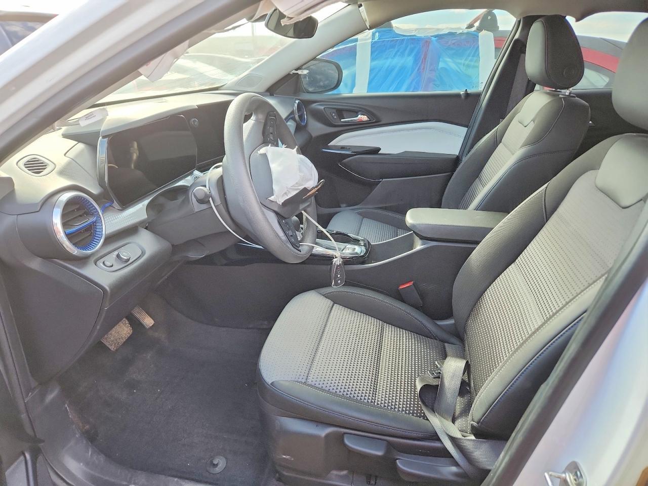 2024 Chevrolet Trax 1Lt - Image 7