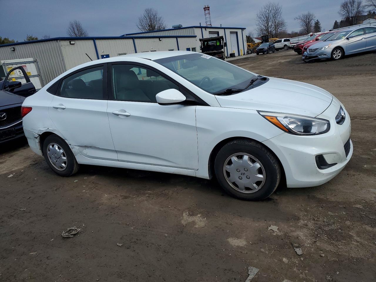 2016 Hyundai Accent Se - Фото 4