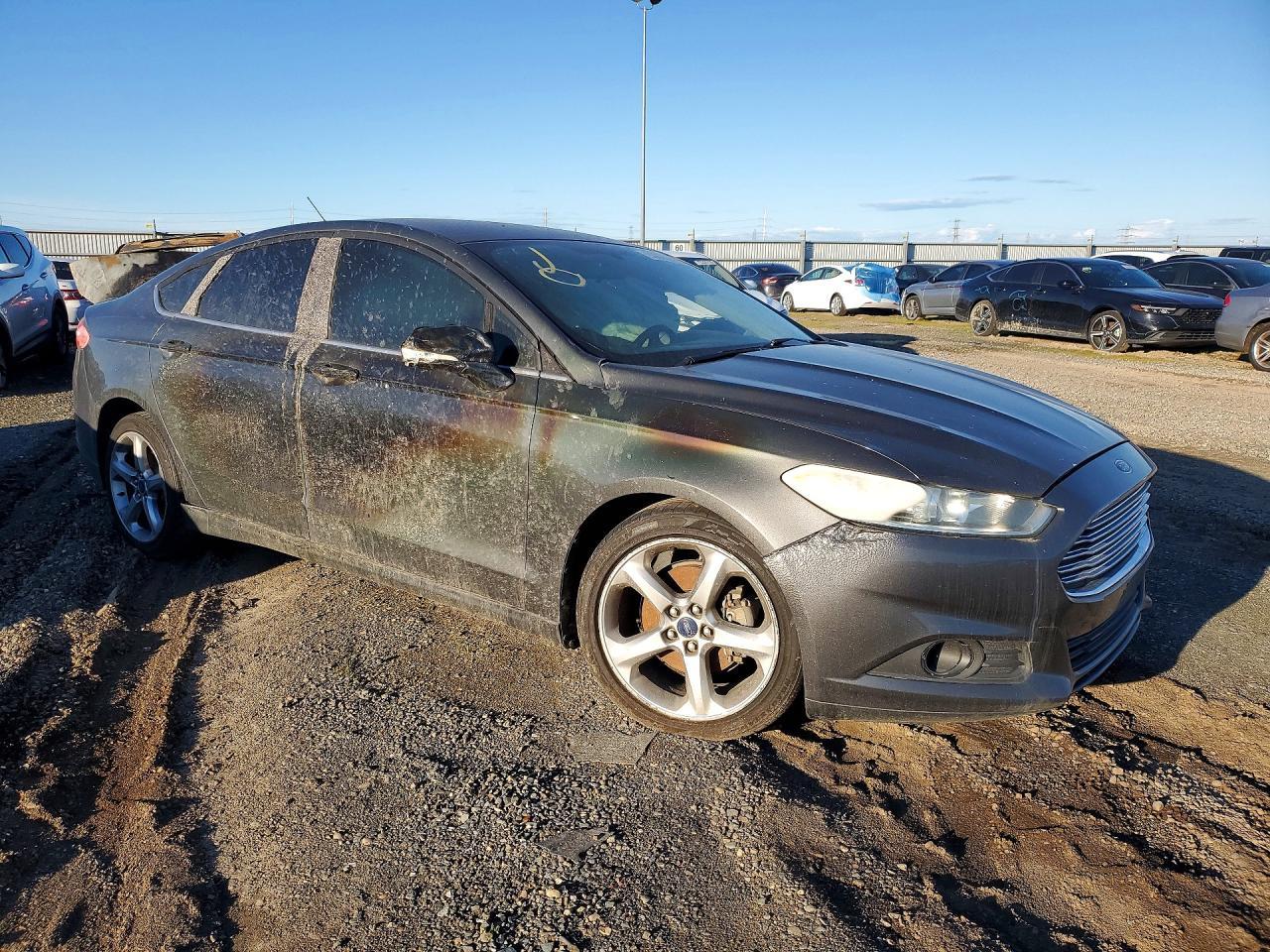 2015 Ford Fusion Se - Фото 4