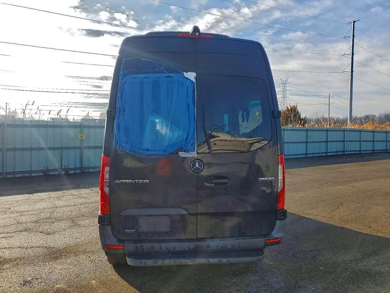 2019 Mercedes-Benz Sprinter 2500/3500 - Фото 6