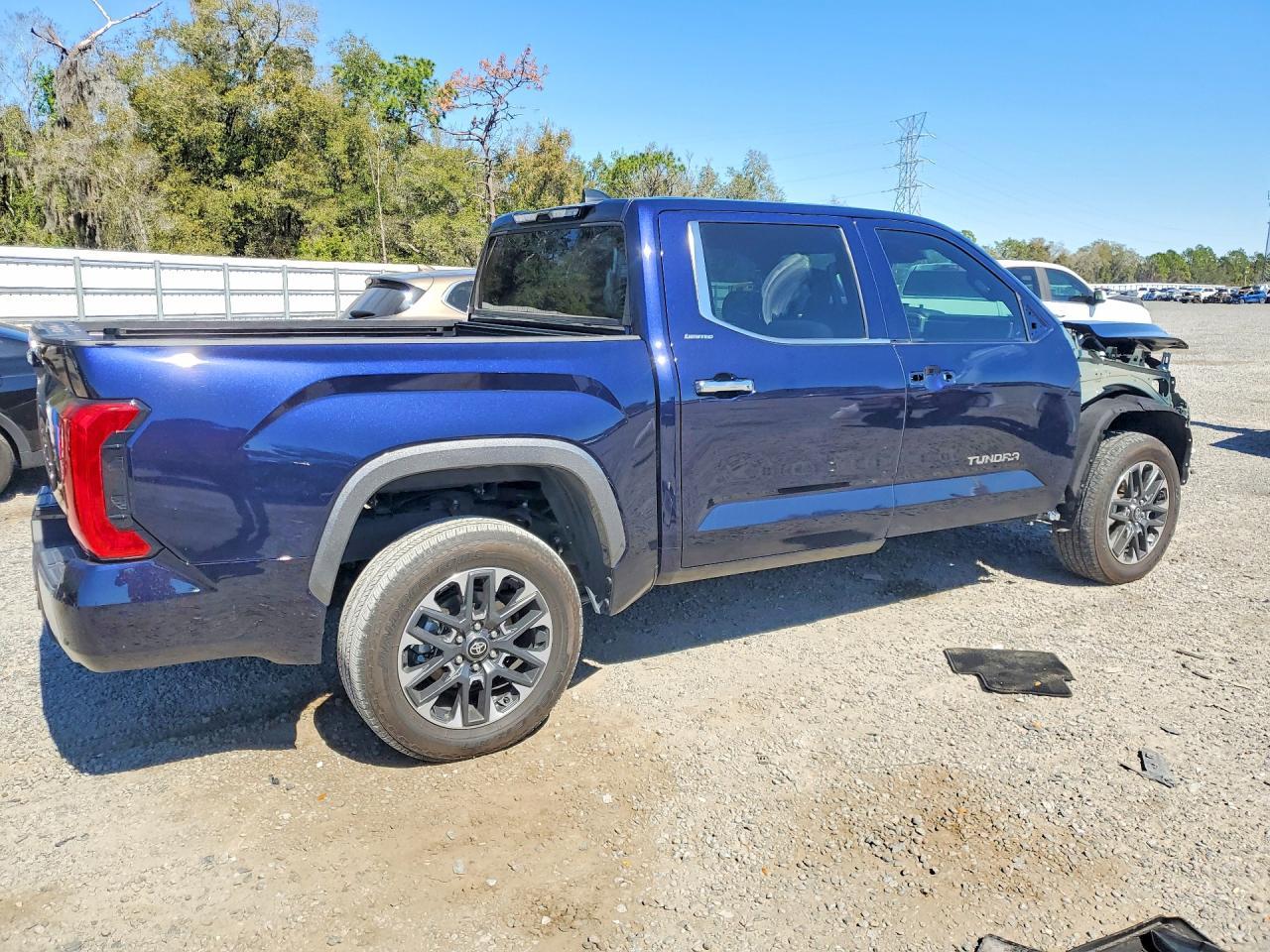 2025 Toyota Tundra Crewmax Limited - Фото 3