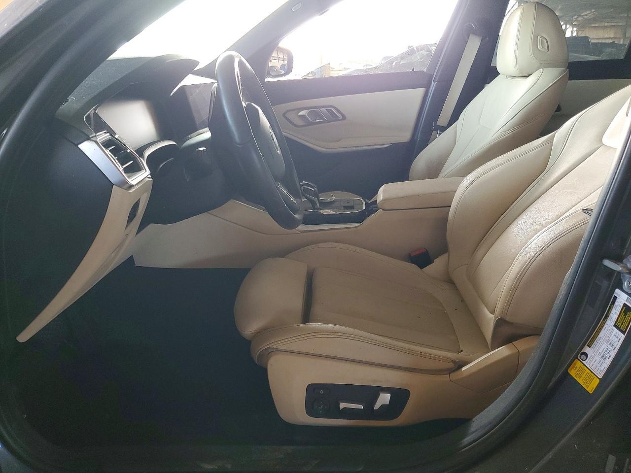 2020 BMW 330I - Фото 7