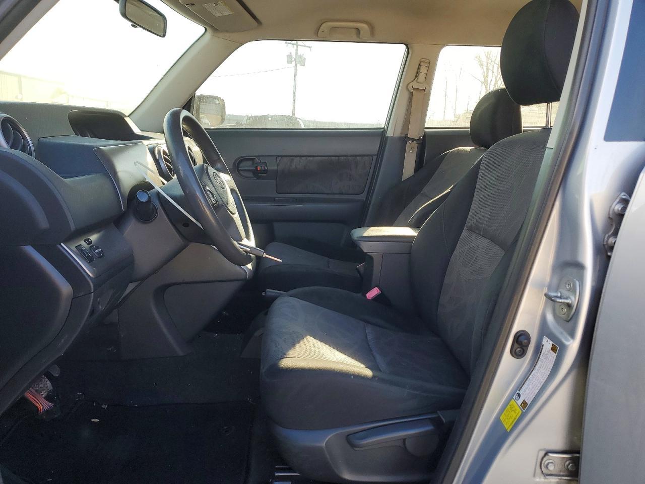 2013 Toyota Scion Xb - Image 7