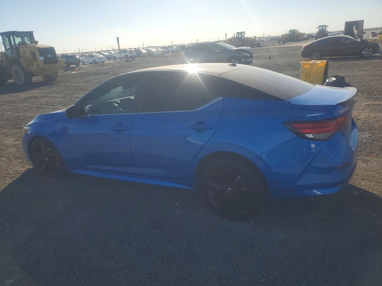2022 Nissan Sentra Sr - Фото 2