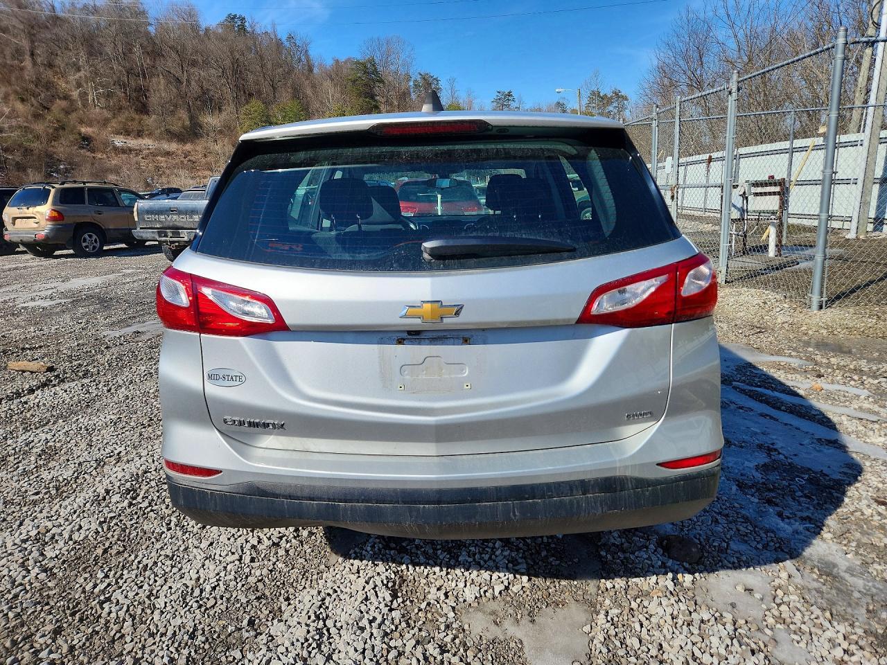 2019 Chevrolet Equinox Ls - Image 6