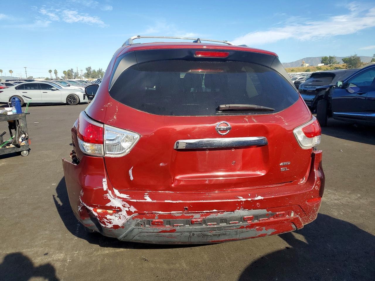 2013 Nissan Pathfinder S - Image 6