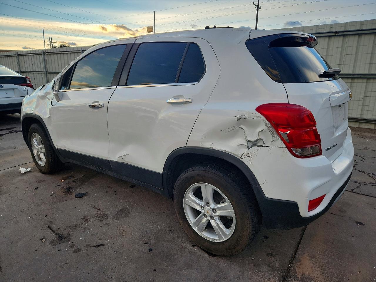 2019 Chevrolet Trax 1Lt - Фото 2