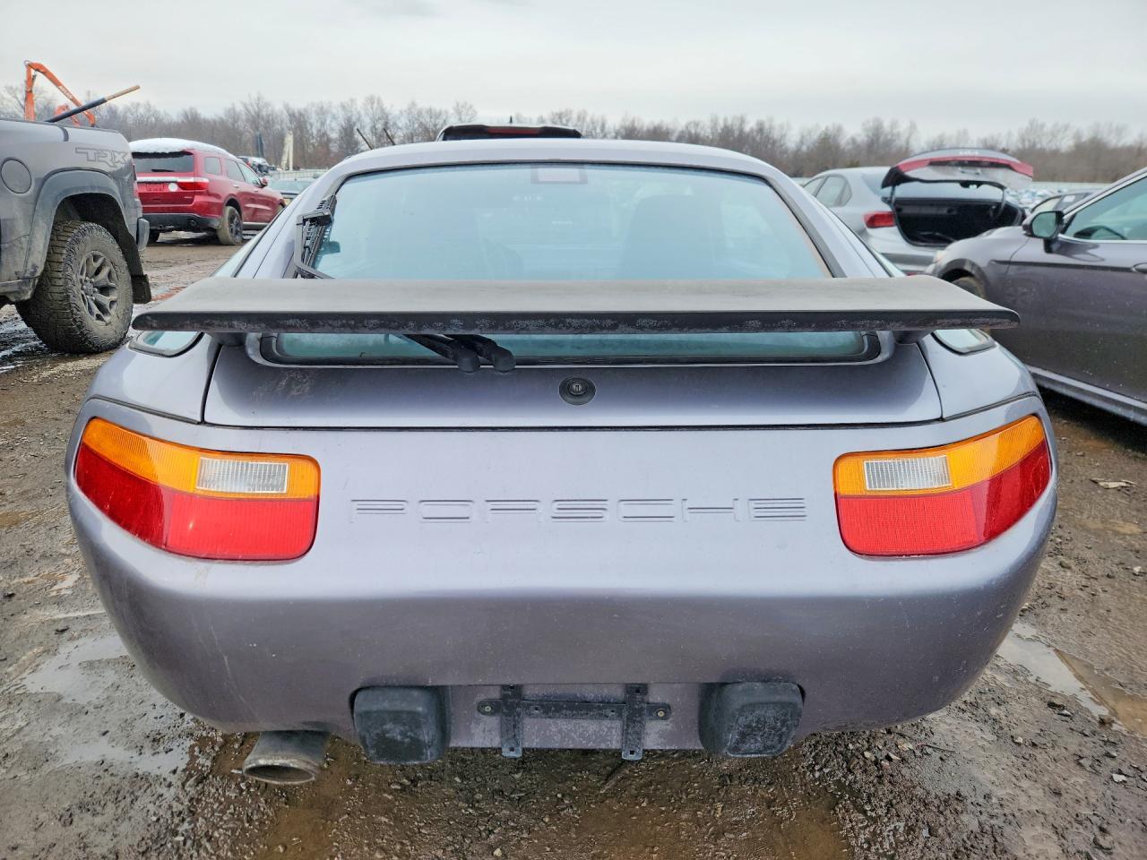 1988 Porsche 928 S-4 - Фото 6