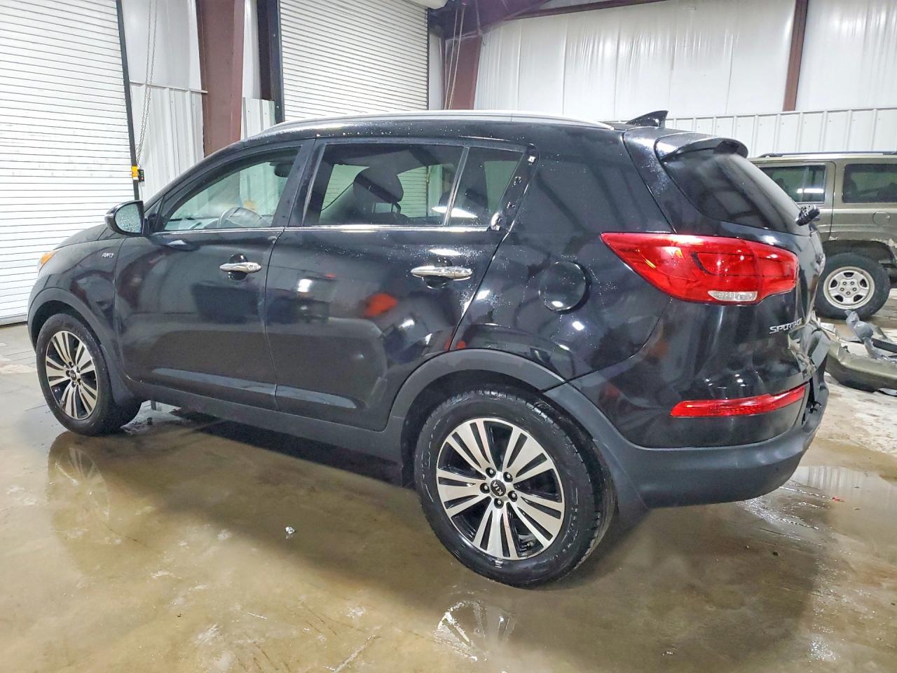 2014 Kia Sportage Ex - Image 2