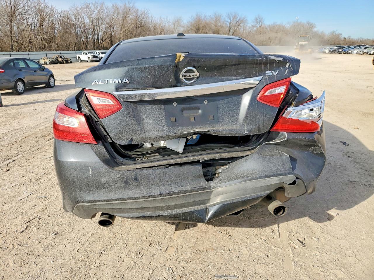 2016 Nissan Altima 2.5 - Фото 6