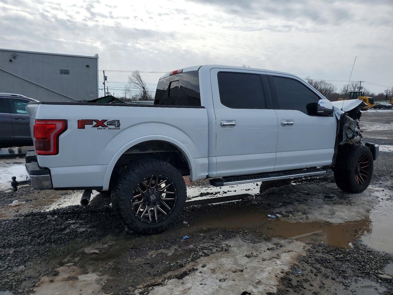 2017 Ford F150 Supercrew - Фото 3